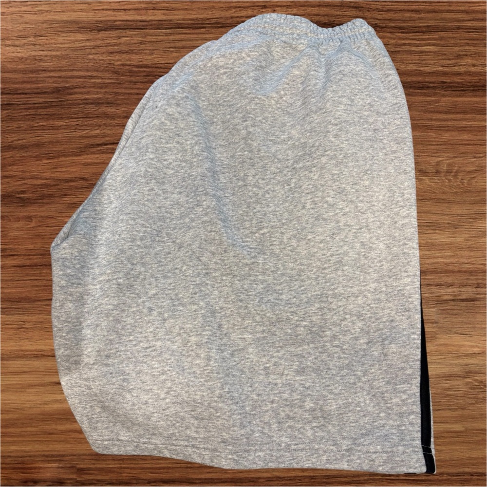 Adidas Men’s Essential Three Stripes Fleece Gray Shorts - Picture 11 of 11